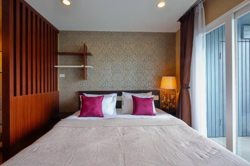 Ferienwohnung Luxury Living In Heart Of Nimman Chiang Mai Exterior foto