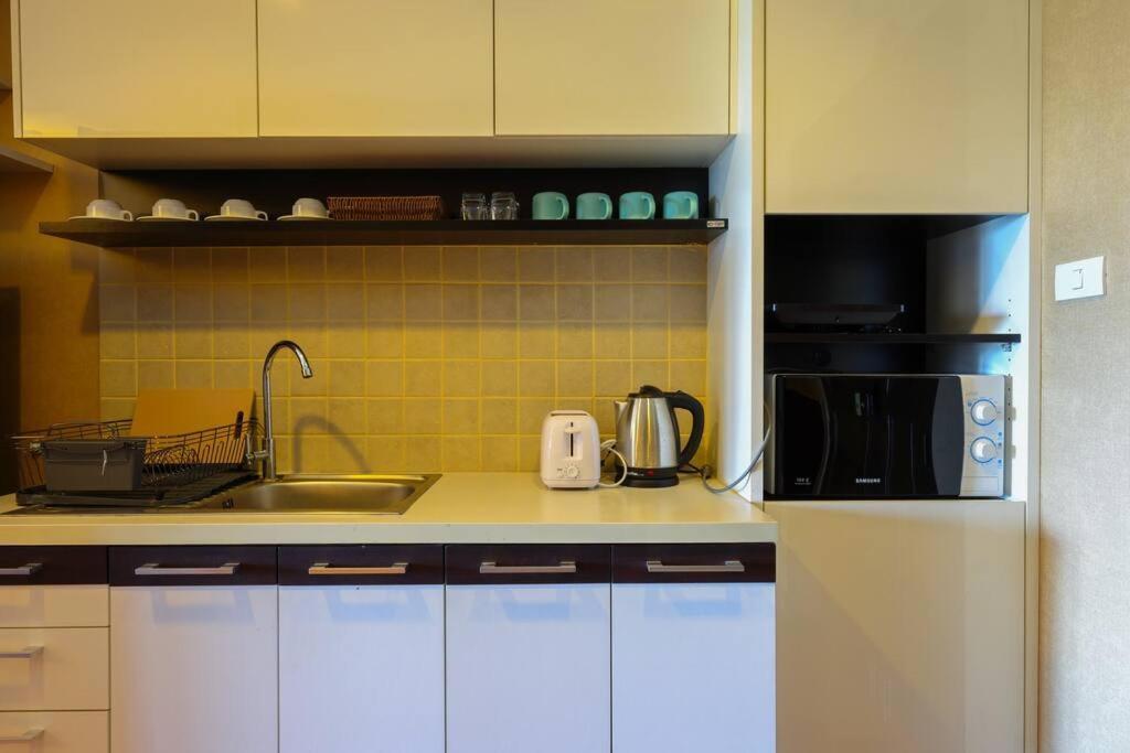 Ferienwohnung Luxury Living In Heart Of Nimman Chiang Mai Exterior foto